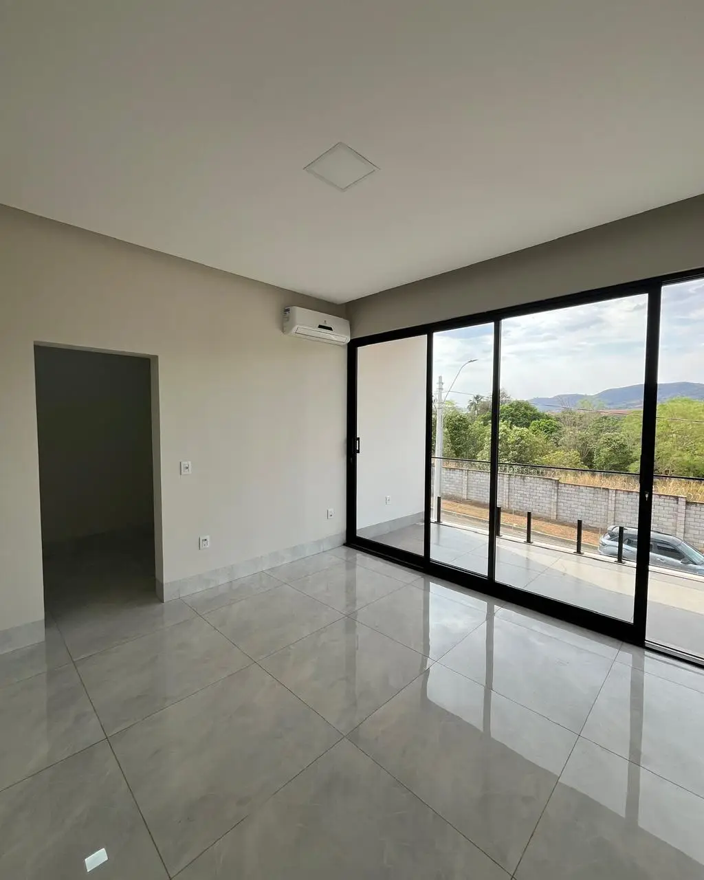 WhatsApp Image 2025-12-11 at 11.49.45 (1)