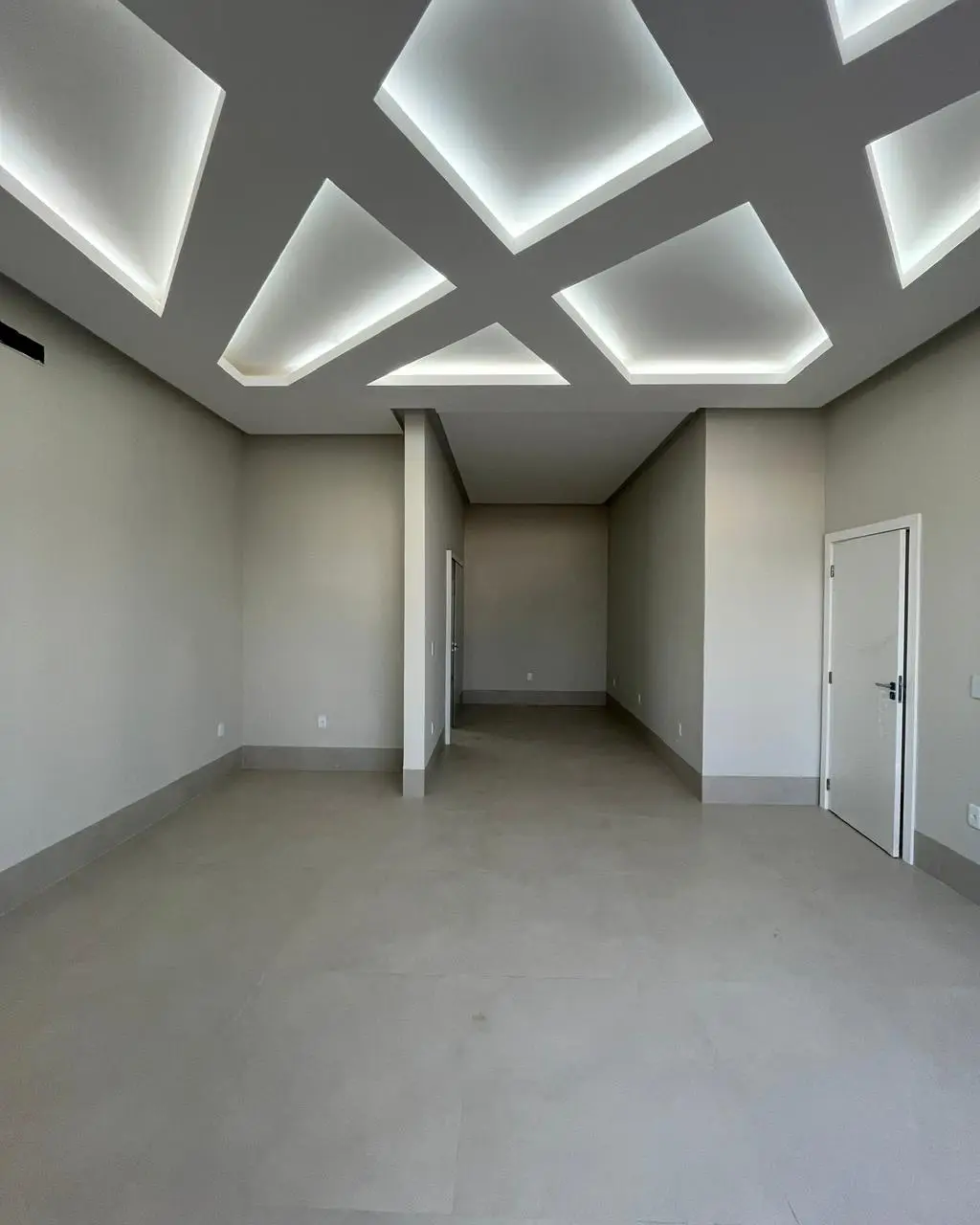 WhatsApp Image 2025-12-11 at 11.51.15 (3)